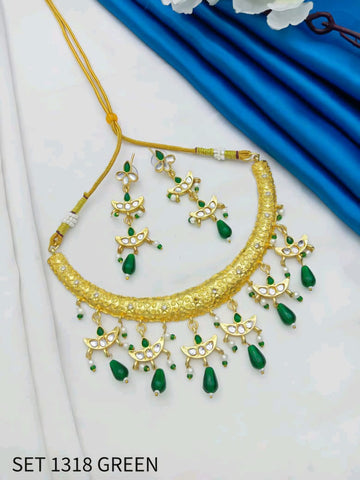 Royal Traditional Gold Finish Necklace With Earring For Women