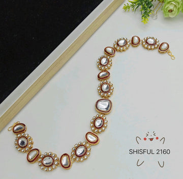 Stylish Rajasthani Matha Patti Maang Tikka for Girls & Women And Traditional Gold Plated Kundan Pearl Maang Tikka with Stone Centerpiece for Women & Bridal Wear