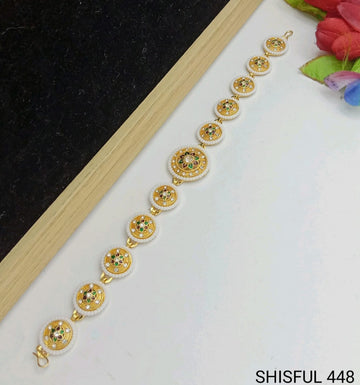 Stylish Rajasthani Matha Patti Maang Tikka for Girls & Women And Traditional Gold Plated Kundan Pearl Maang Tikka with Stone Centerpiece for Women & Bridal Wear