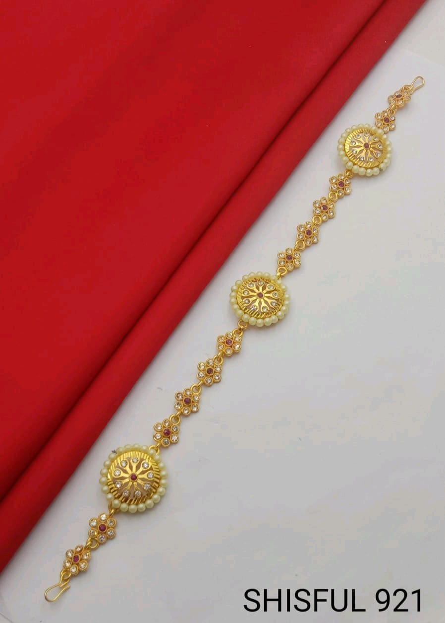 Stylish Rajasthani Matha Patti Maang Tikka for Girls & Women And Traditional Gold Plated Kundan Pearl Maang Tikka with Stone Centerpiece for Women & Bridal Wear