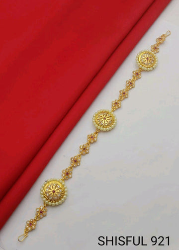 Stylish Rajasthani Matha Patti Maang Tikka for Girls & Women And Traditional Gold Plated Kundan Pearl Maang Tikka with Stone Centerpiece for Women & Bridal Wear