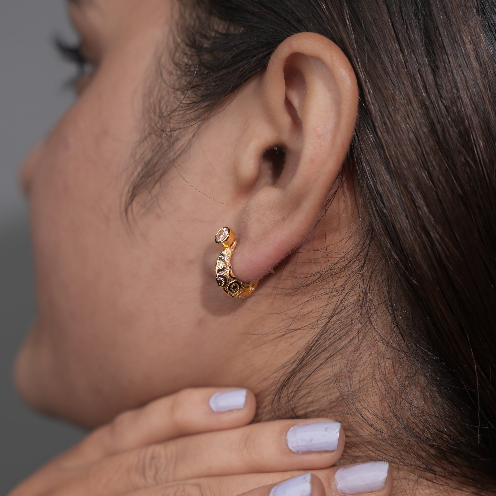 2Pcs (1 Pair / Jodi) 22K Gold Plated Earrings for Women & Men | Unisex Elegant Lightweight Party Wear Jewelry