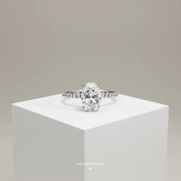Silver Orine Oval Solitaire Ring
